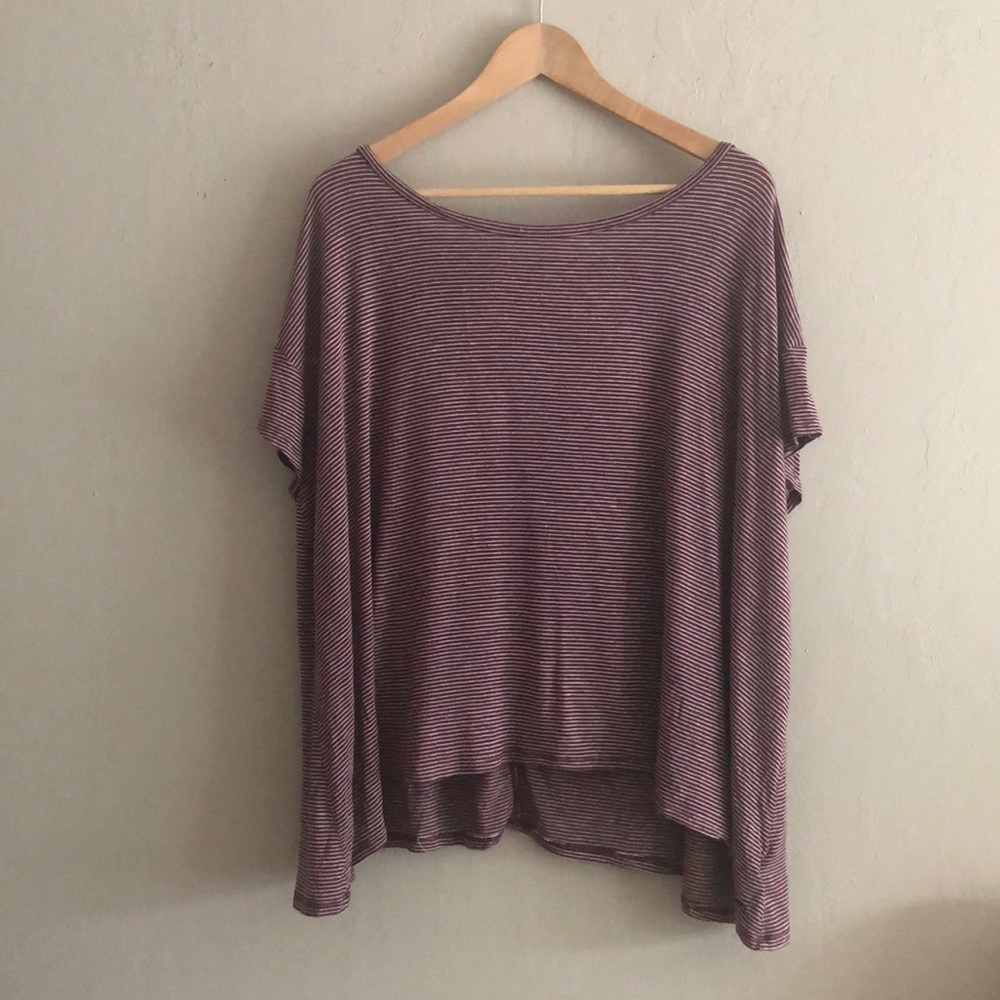 oversized soft stripped maroon shirt
